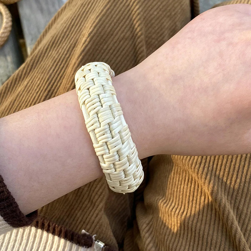 Bracelet rotin bois femme tissé bijou style bohème rétro vintage accessoires beauté élégance mode écologique durable - lebois-eco.com
