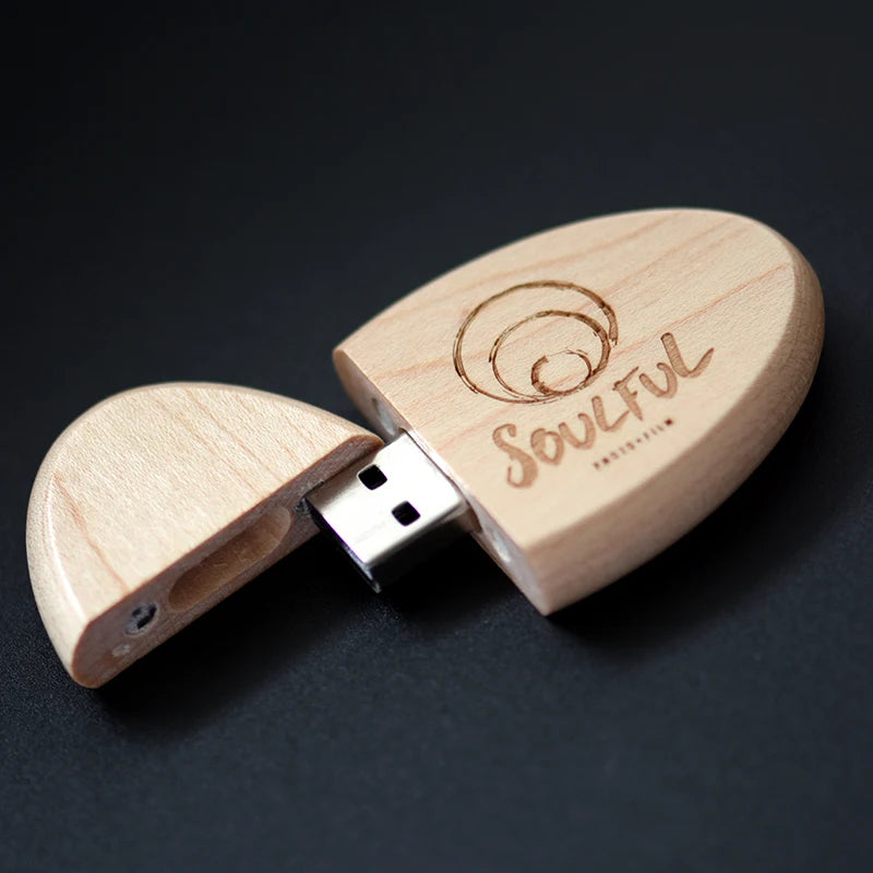 Clé usb ovale bois noyer érable personnalisable logo texte cadeaux promotion entreprise mariage photographe goodies durable - lebois-eco.com