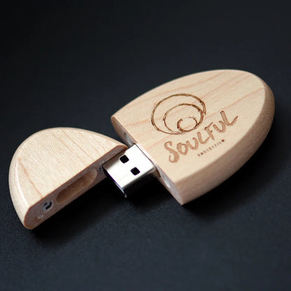 Clé usb ovale bois noyer érable personnalisable logo texte cadeaux promotion entreprise mariage photographe goodies durable - lebois-eco.com