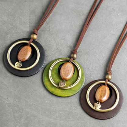 Collier pendentif bois bijou femme fève style bohème rustique moderne élégant vintage cadeau anniversaire mariage écologique durable - lebois-eco.com