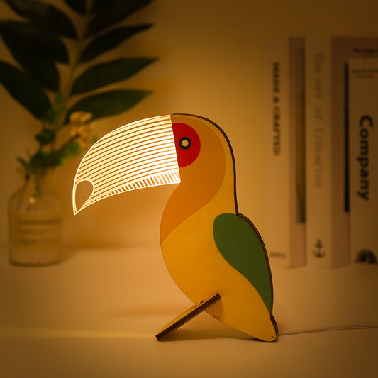 Lampe veilleuse led bois fait main gravure laser animaux pélican toucan baleine chambre enfant bébé cadeau naissance accouchement anniversaire environnement écologie renouvelable responsable - lebois-eco.com