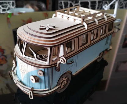 Maquette modélisme bois camping car van Volkswagen jouet do it yourself assemblage construction fait main cadeau noël enfant adolescent adulte durable écologique - lebois-eco.com