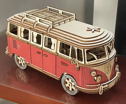 Maquette modélisme bois camping car van Volkswagen jouet do it yourself assemblage construction fait main cadeau noël enfant adolescent adulte durable écologique - lebois-eco.com