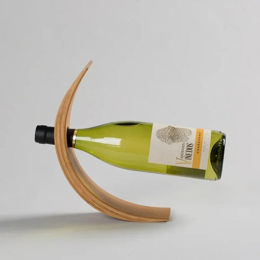 Présentoir porte bouteille de vin en bois bambou équilibre parfait dressage table maison restaurant hôtel durable - lebois-eco.com