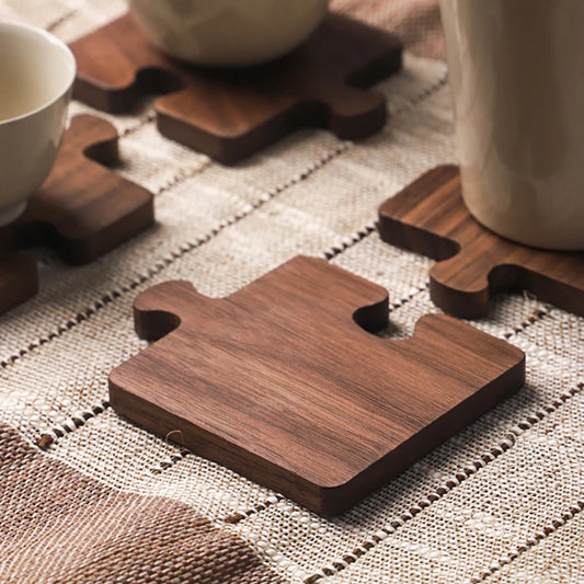 Sous-tasse sous-verre bois noyer forme puzzle boisson service thé café dressage décoration table maison intérieur écologique durable - lebois-eco.com