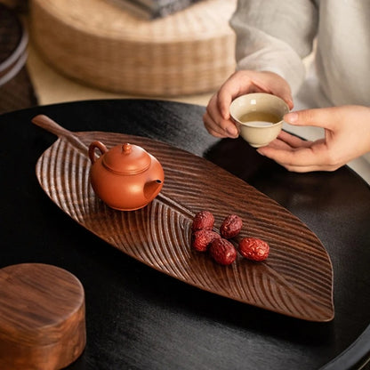 Plateau en bois forme feuille de style japonais