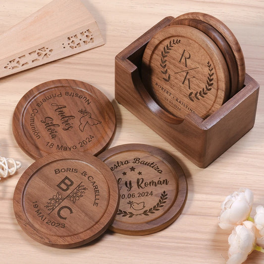 Set de sous-verres en bois personnalisés gravés au prénom ou logo – coffret de 6 pièces artisanales.