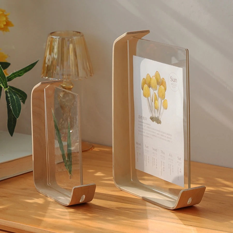Support en bois et acrylique pour photo ou illustration sur un bureau