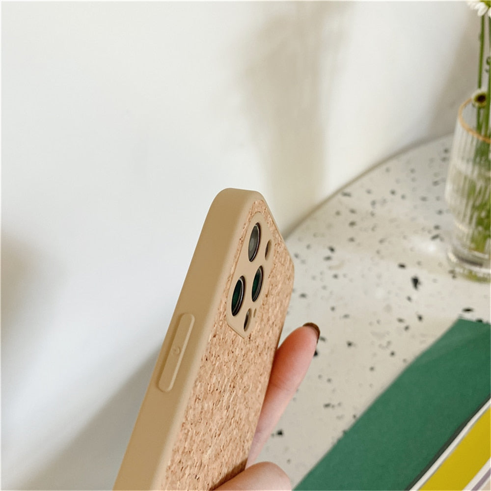 Coque protection apple iPhone liège silicone refroidissement protection bois durée de vie 7 8 plus se2 11 pro 12 13 max mini x xs xr renouvelable écologie environnement responsable éco - lebois-eco.com